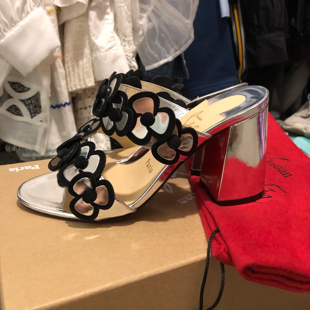NWT Christian Louboutin Silver/ Black Tres Pansy 85 Size 36